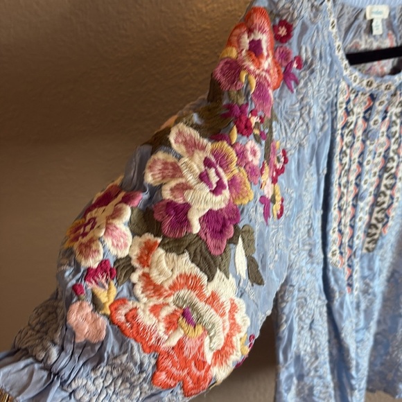 Sundance Melody Blue Floral Embroidered Blouse/ Size small - Picture 7 of 15